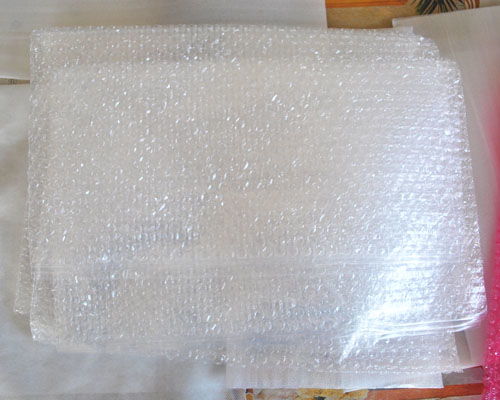 氣泡復(fù)合膜、鋁箔復(fù)合膜、氣泡膜生產(chǎn)廠與拉伸纏繞膜 包裝材料的多元世界